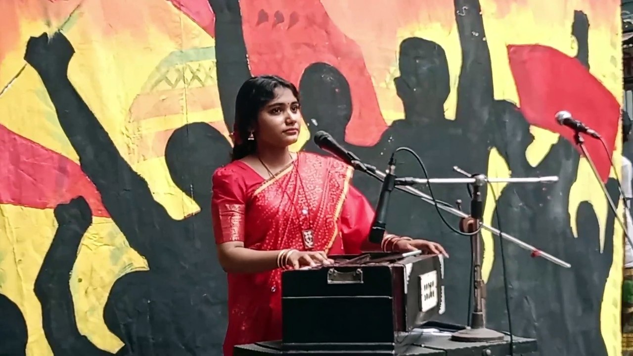 শ্রমিকের গান, মহান মে দিবসে উদীচী শিল্পগোষ্ঠীর পবিবেশনা