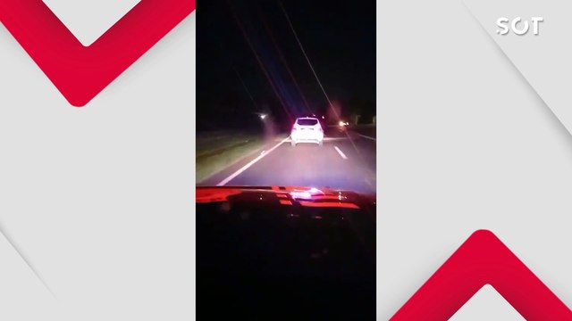 Condutor lança óleo no para-brisa da viatura da PRF durante fuga com veículo carregado de maconha, em Medianeira