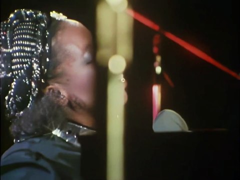 The First Time Ever I Saw Your Face (Peggy Seeger cover) - Roberta Flack (live)