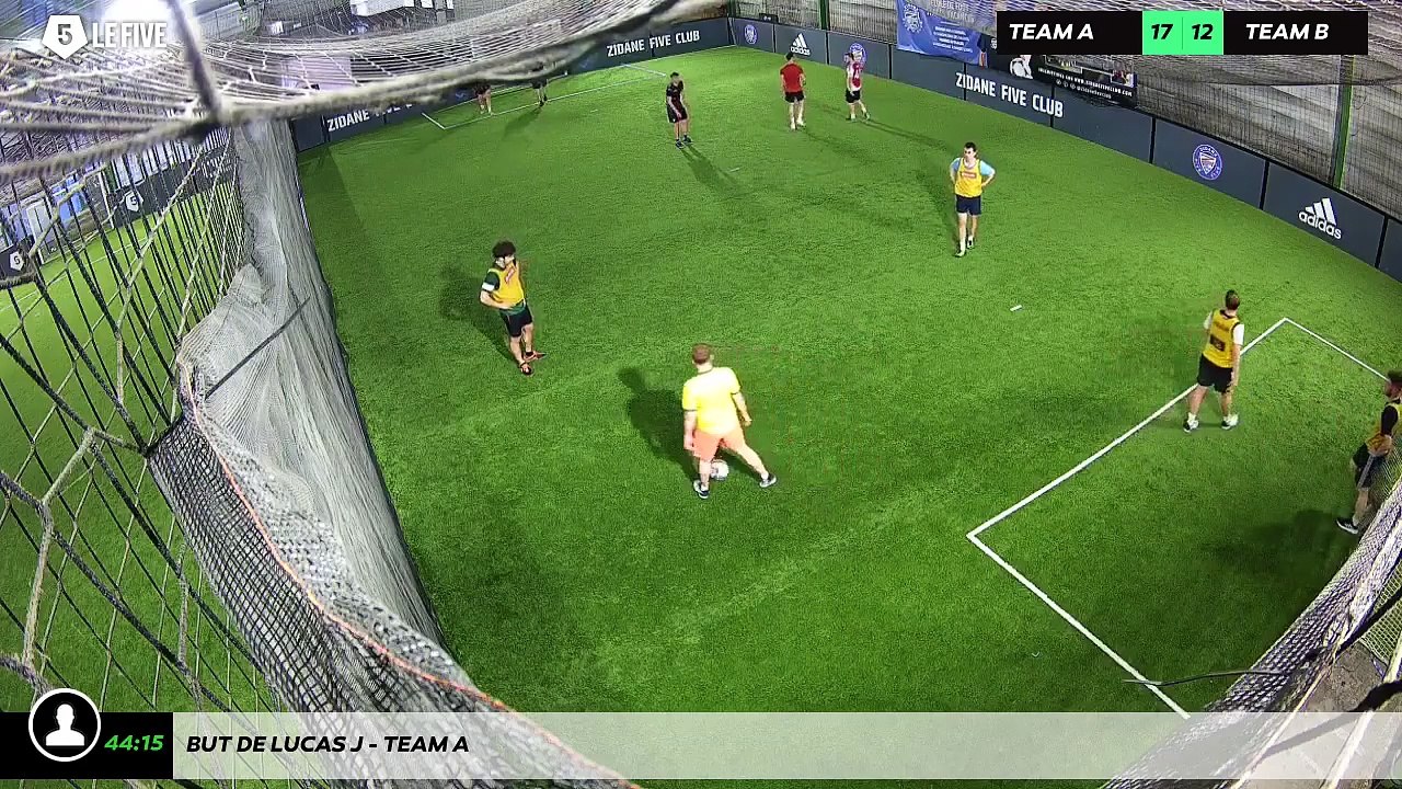 But de Lucas J - Team A