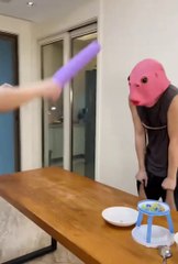 Play Games And laugh!Try Not To Laugh!