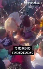 Puxão de cabelo e areia na cara: fãs brigam por espaço antes de show de Lady Gaga