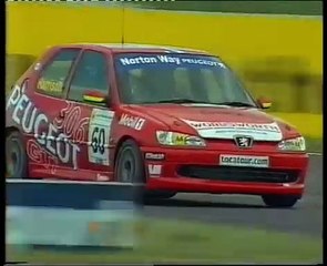 BTCC 2001 - Thruxton Circuit - Highlights