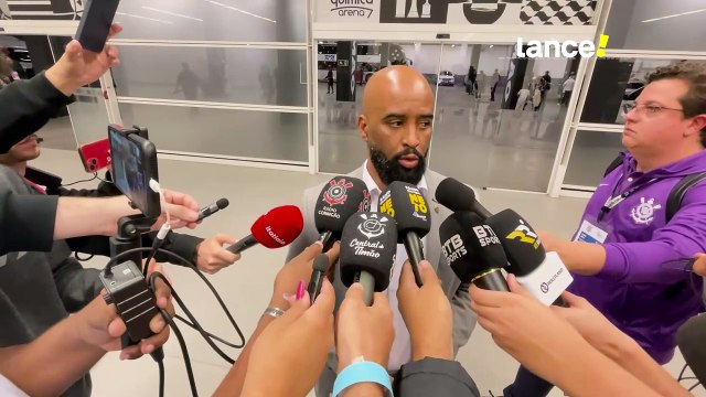 Fabinho Soldado, diretor de futebol do Corinthians, fala sobre a arbitragem de Corinthians x Internacional