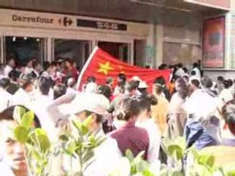 manif anti francais en chine a kunming