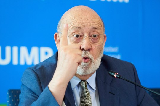 Noticias La Trinchera. 6 de cada 10 españoles piden dimisiones por el apagón según el CIS