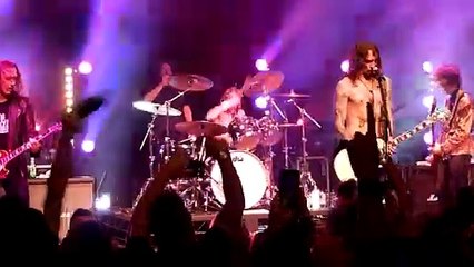 The Darkness - I Believe in a Thing Called Love