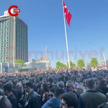 Sırrı Süreyya Önder'in cenaze töreni Atatürk Kültür Merkezi'nde gerçekleşti