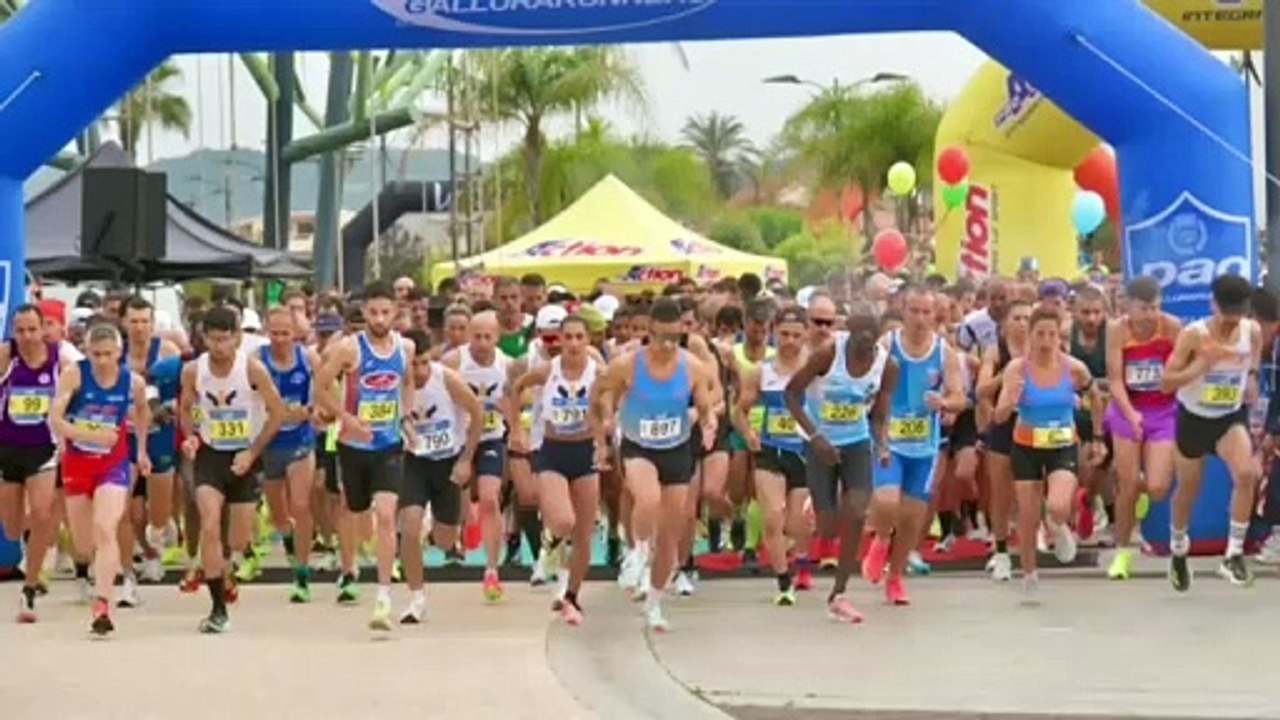 La pioggia non ferma la Olbia21: le strade della citt? invase da migliaia di sportivi