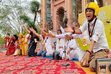 World Laughter Day 2025: शहरवासियों ने लूटा हंसी का खजाना, वीडियो में देखें  जयपुर में पत्रिका गेट पर सजी हंसोड़ों की महफिल