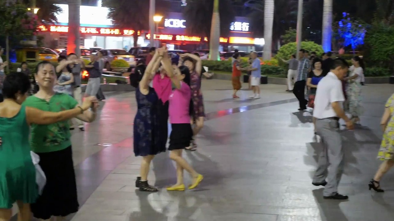 9)_Musique Autumn Wind. Genre. Hip-hop et rap. Humeur _ Calme.  Artiste. Dyalla