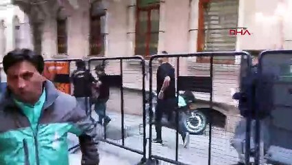 Özgür Özel'e saldıran zanlı böyle götürüldü