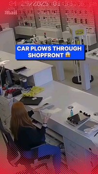 Car Crashes Into Alberta Phone Store, Sends Workers FleeingSecurity footage captured the shocking moment a car slammed through a phone repair shop in Okotoks, Alberta. Workers were seen sprinting for safety as the vehicle demolished the storefront.