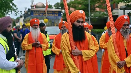 Vaisakhi Parades through Wolverhampton.