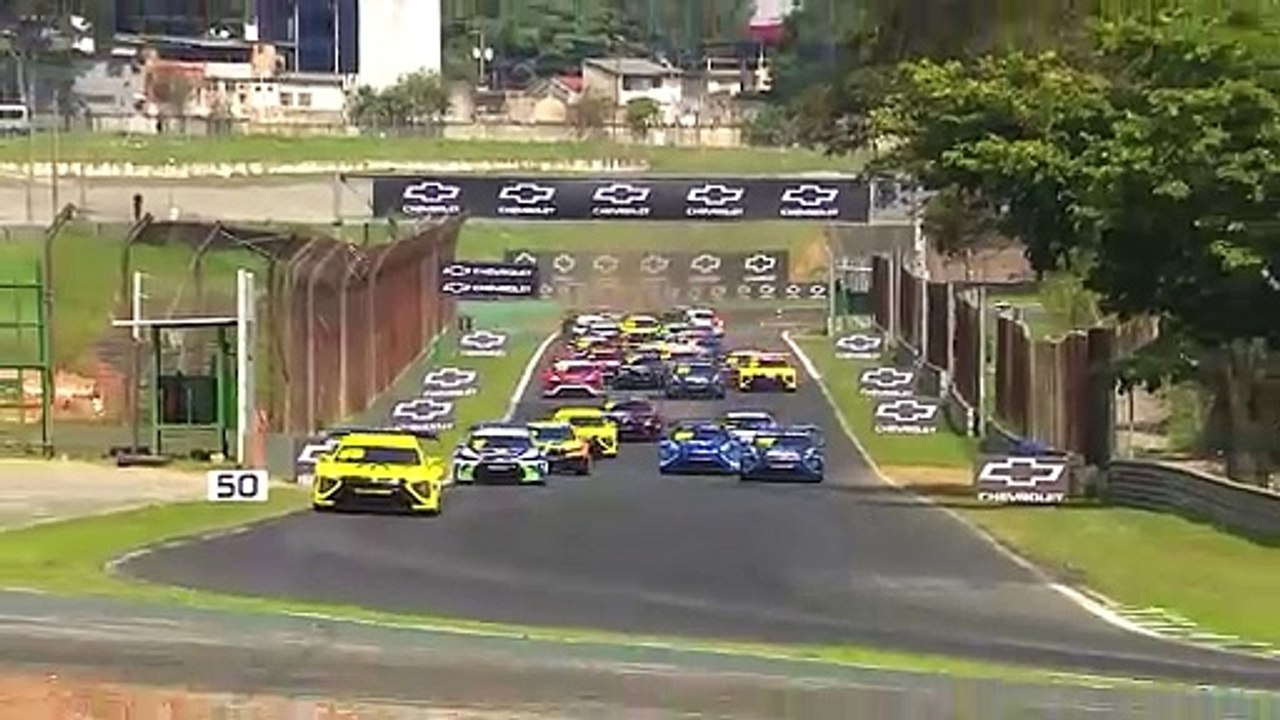 Felipe Fraga vence GP Interlagos e abre no topo...