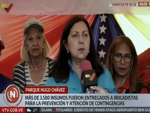 Autoridades de Caracas entregaron más de 3 mil 500 insumos a brigadistas de protección ciudadana