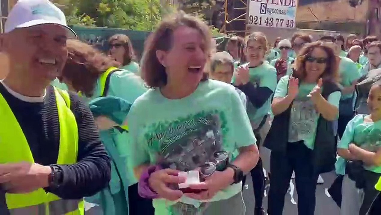 Pide matrimonio a su pareja en la Marcha de Mujeres de Segovia