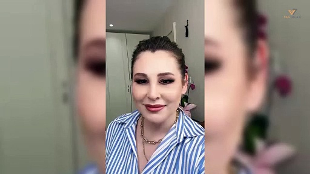 Vanlı sanatçı Funda Arar, Vanspor'u destekledi