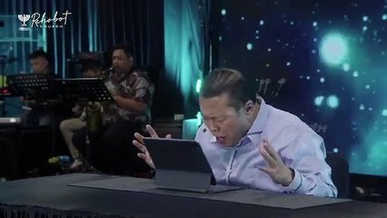 Mezbah Petang - ku datang rendahkan diri