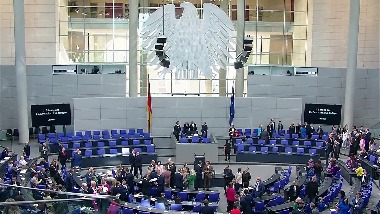Paukenschlag im Bundestag: Merz scheitert bei Kanzlerwahl im ersten Wahlgang