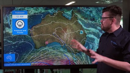 Extreme weather hitting Tasmania, easing for rest of nation