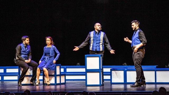 I Bugiardini con lo spettacolo «B.L.U.E.- Il musical completamente improvvisato» (e «interattivo»)