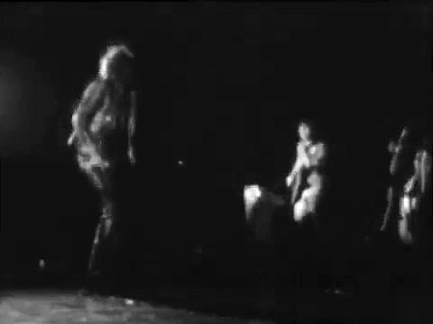 Johnny Hallyday – Je te veux (Extrait Palais des Sports 1969 | Diffusé sur Point Chaud – 31 Janvier 1970)