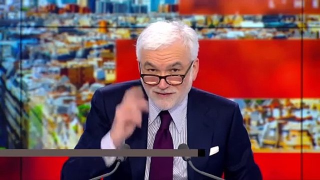 Édito Pascal Praud - Liberté d'expression : «France Télévisions a le droit de pencher à gauche»