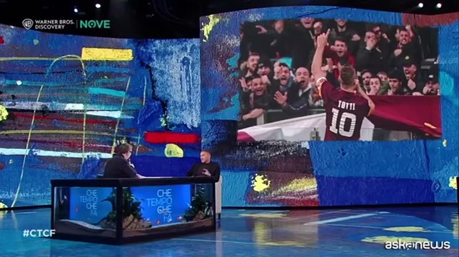 Totti: Ogni tanto gioco a calciotto, ho accorciato il campo!
