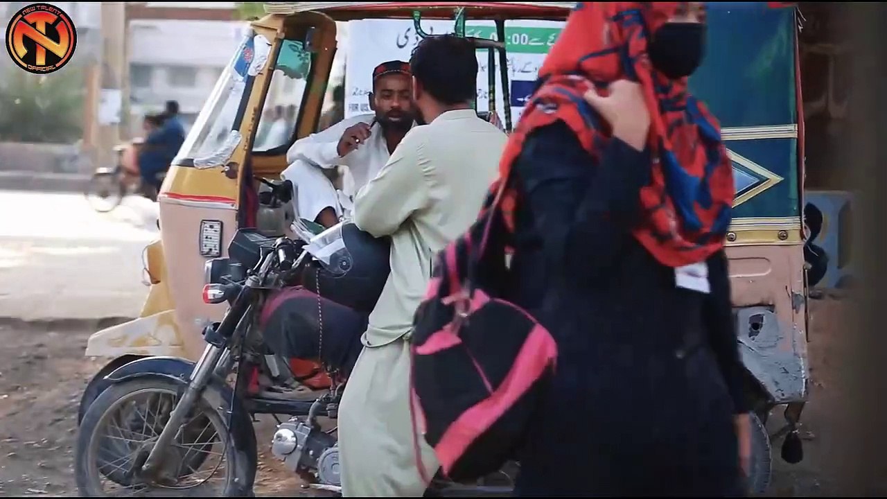 New Talent - Best _ Most Viral Patakha Prank - Funny Reactions - New Talent - 478789370591130(HD)