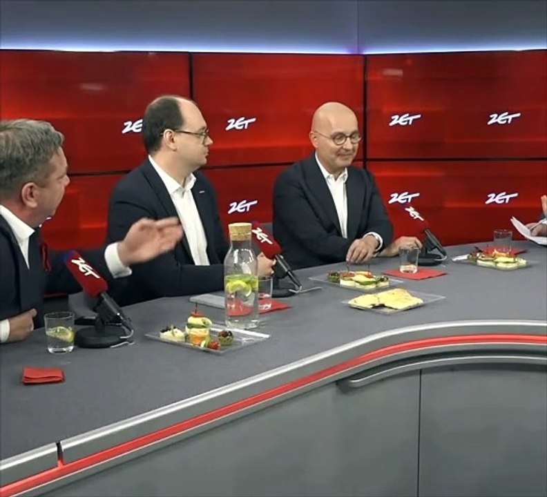 gdzie miałby kłamać jak nie na debacie?