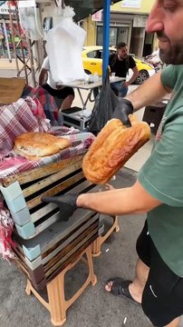 65 Liraya Kahvaltı! Ücretsiz Domates, Söğüş ve Turşu Lezzeti