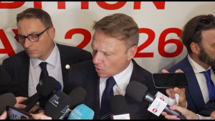 Lollobrigida: "Evitare una guerra commerciale, danneggia chi produce"