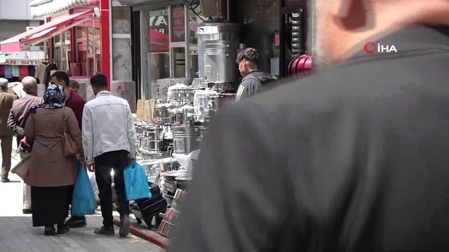 Van'da piknik sezonu başladı! Hava ısındı, mangal ve semaver üretimi arttı
