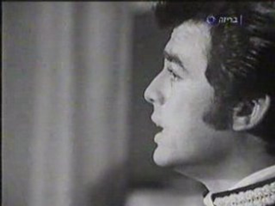 Little Tony Un Uomo Piange Solo Per Amore