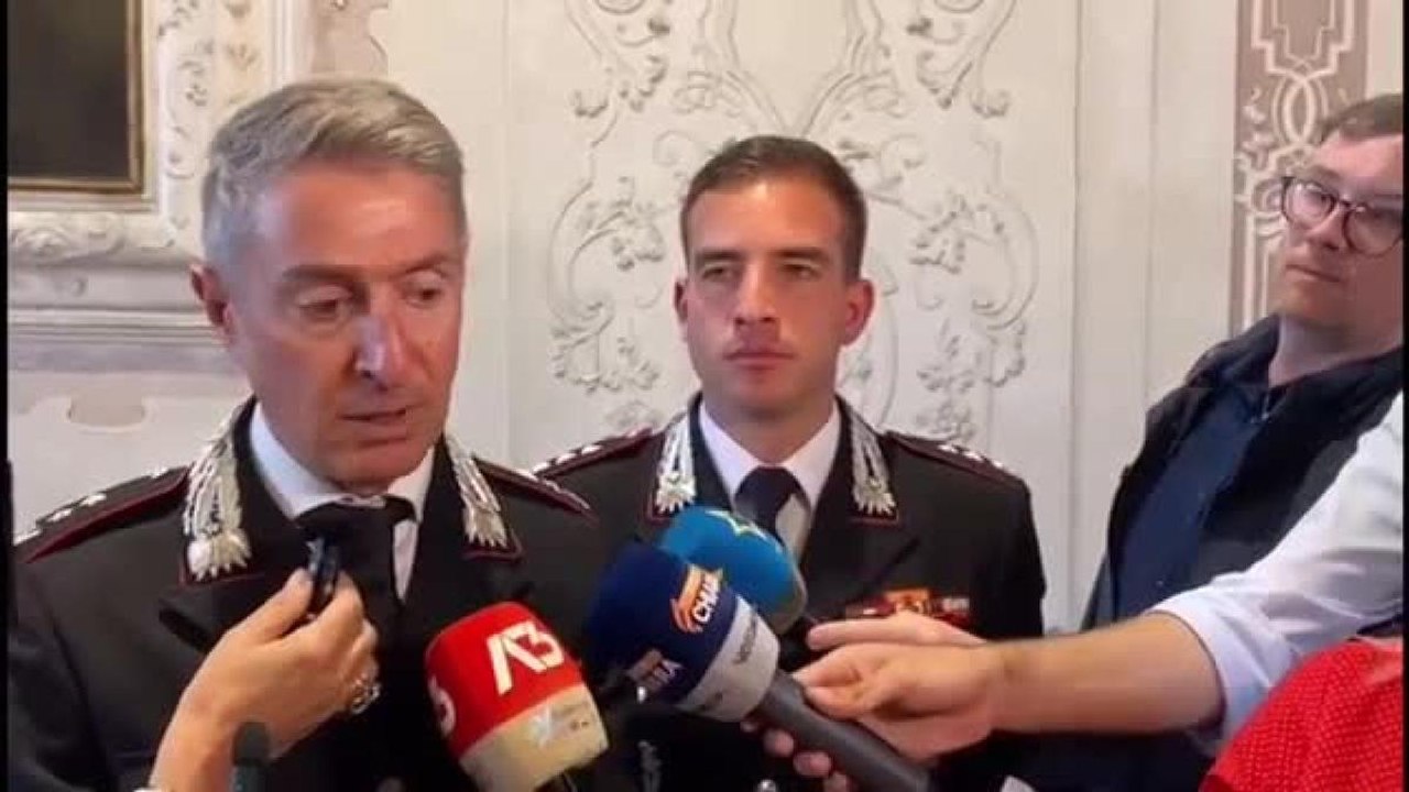 Ucciso fuori dalla discoteca a Castelfranco, i carabinieri: «Trovato un coltello a serramanico di tipo militare»