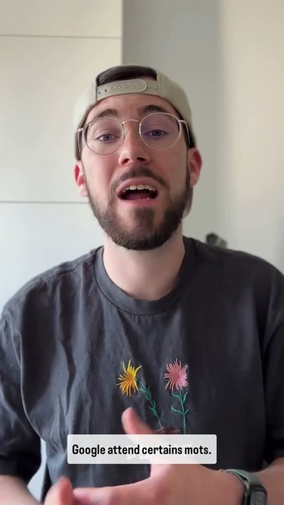 J’ai créé un outil SEO.Un outil simple en apparence, mais puissant en stratégie.Tu tapes un mot-clé,et il te donne les mots-clés secondaires à intégrer dans ton contenupour vraiment te positionner.Pas du bullshit.Pa