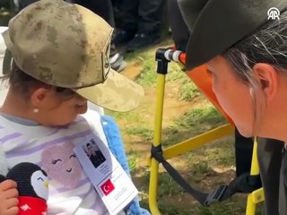 Şehit Önder Özen'in kızı Alya'nın sözleri yürek yaktı: Toplu iğne babama batıyor