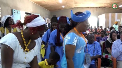 Région – Dimbokro / Les fidèles du temple ‘’Bethlehem’’ des Assemblée de Dieu de Dimbokro rendent grâce à Dieu