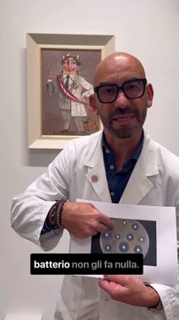 Bassetti - Ecco un batterio resistente antibiotici. Che cosa vuol dire e cosa fare? Ascoltate attentamente (05.05.25)