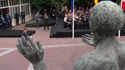 Smoke bombs, pro-Palestinian protesters disrupt Dutch WW2 ceremony