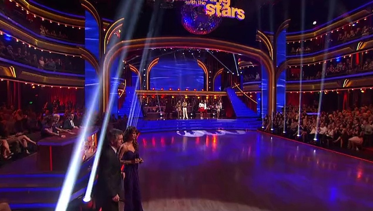 Dancing.with.the.Stars.US.S15E08.Week 4 Result Show (Donny Osmond & Susan Boyle-Tito Puente Jr-Christina Grimmie)