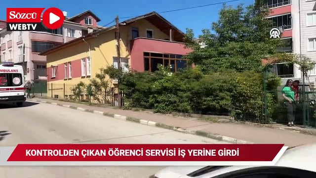 Karabük panik anları! Öğrenci servisi iş yerine daldı