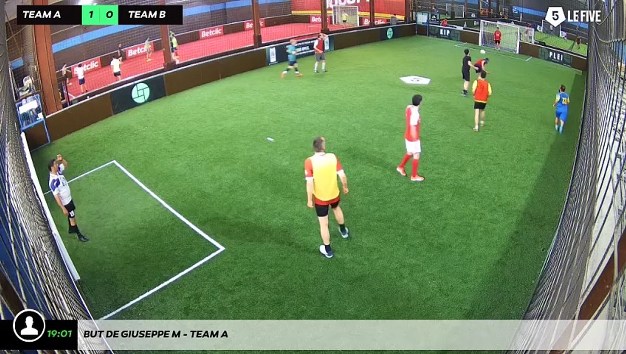 But de Giuseppe M - Team A