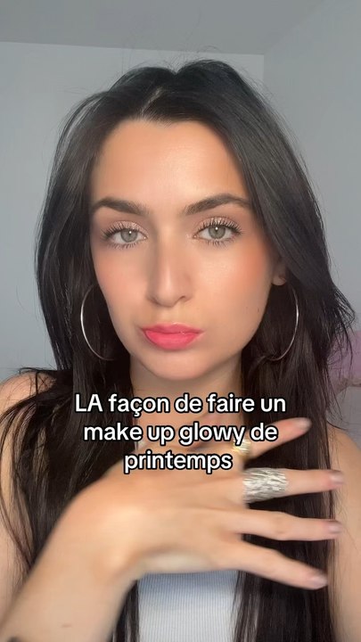 LA façon de faire un make up glowy de printemps 💫