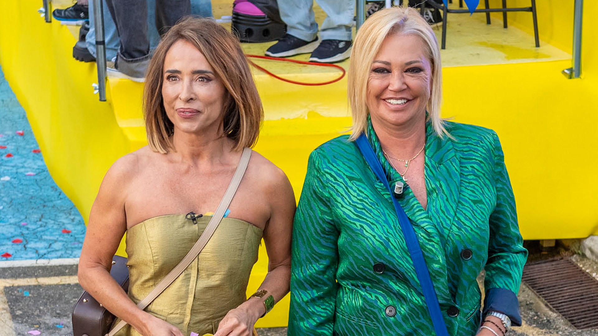 El original desfile con el que se ha estrenado (a la tercera) 'La familia de la tele'