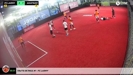 Faute de Paul W - Fc Larny