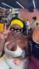 Jojo Todynho leva 'bronca' de baiana após fazer 'sinal de facção'