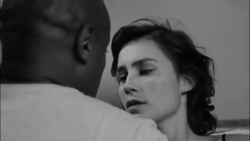 Жетілген жалаңаш ханымдарды қараңыз