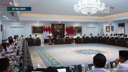 Canda Prabowo ke Wartawan Istana: Bagian Saya Marahin Menteri, Nah Kalian Keluar